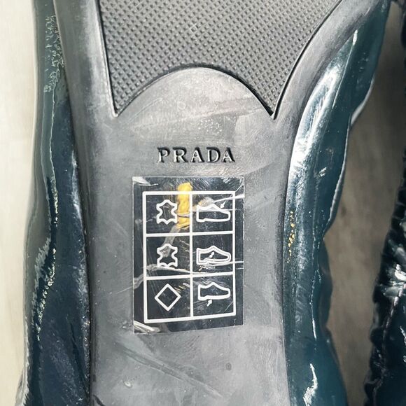 Prada Patent Bow Heels - Picture 7 of 10